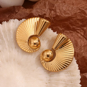 Brincos Espiral Dourados com Esfera Elegante