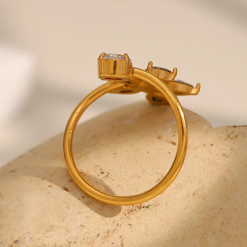 Anel Flor de Zircônia em Ouro 18K