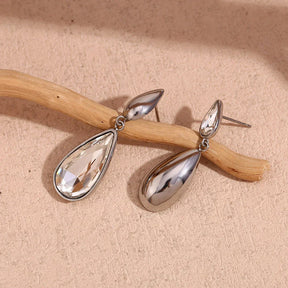 Brincos Elegância Gota D'Água com Zircônia