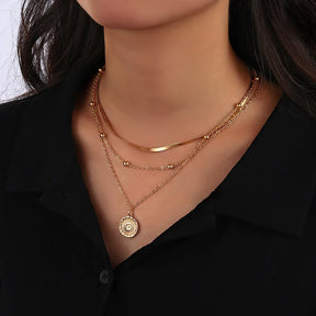 Colar Feminino Três Camadas em Prata 925 com Charme