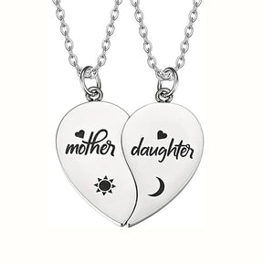 2 Pcs/Set Father Daughter Mother Son Necklace Stainless Steel Heart Puzzle Pendant Necklace Family Jewelry