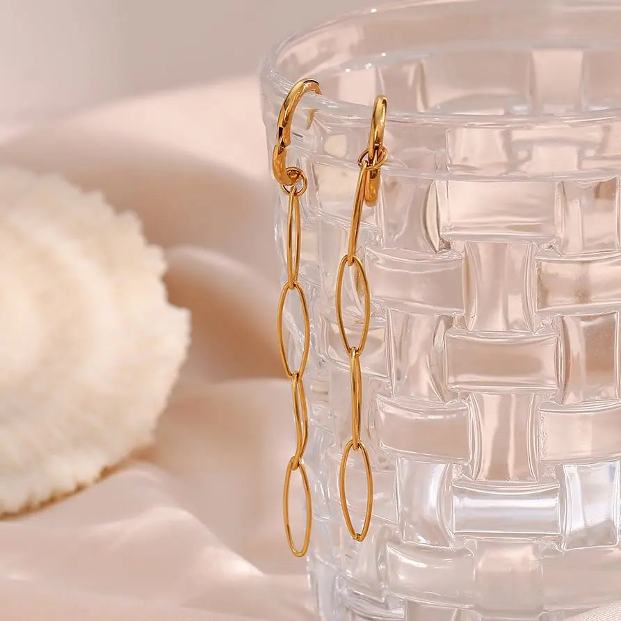 Brincos Elegantes de Ouro 18K com Corrente Oval