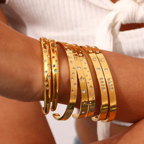 Pulseira Estrela e Lua Banhada a Ouro 18K AustinGold
