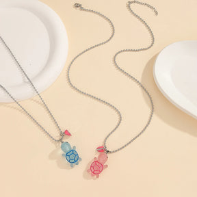 2 pieces/set Luminous pink peach heart glow-in-the-dark turtle couple necklace ladies fashion gift jewelry