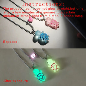 2 pieces/set Luminous pink peach heart glow-in-the-dark turtle couple necklace ladies fashion gift jewelry