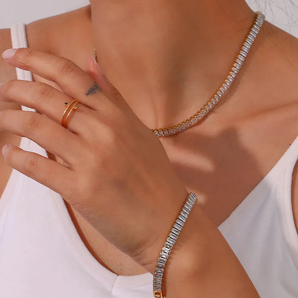 Colar Luxo Cristal Burnetts - Elegância e Brilho