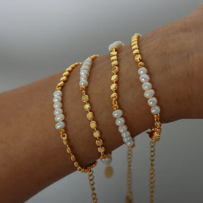 Pulseira Ajustável de Pérolas Naturais Burnetts