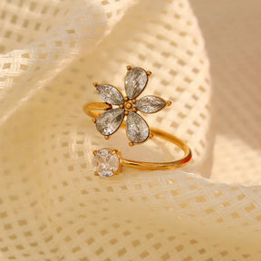 Anel Flor de Zircônia em Ouro 18K