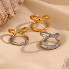 Anel Duplo Elegante em Aço Inoxidável Banhado a Ouro