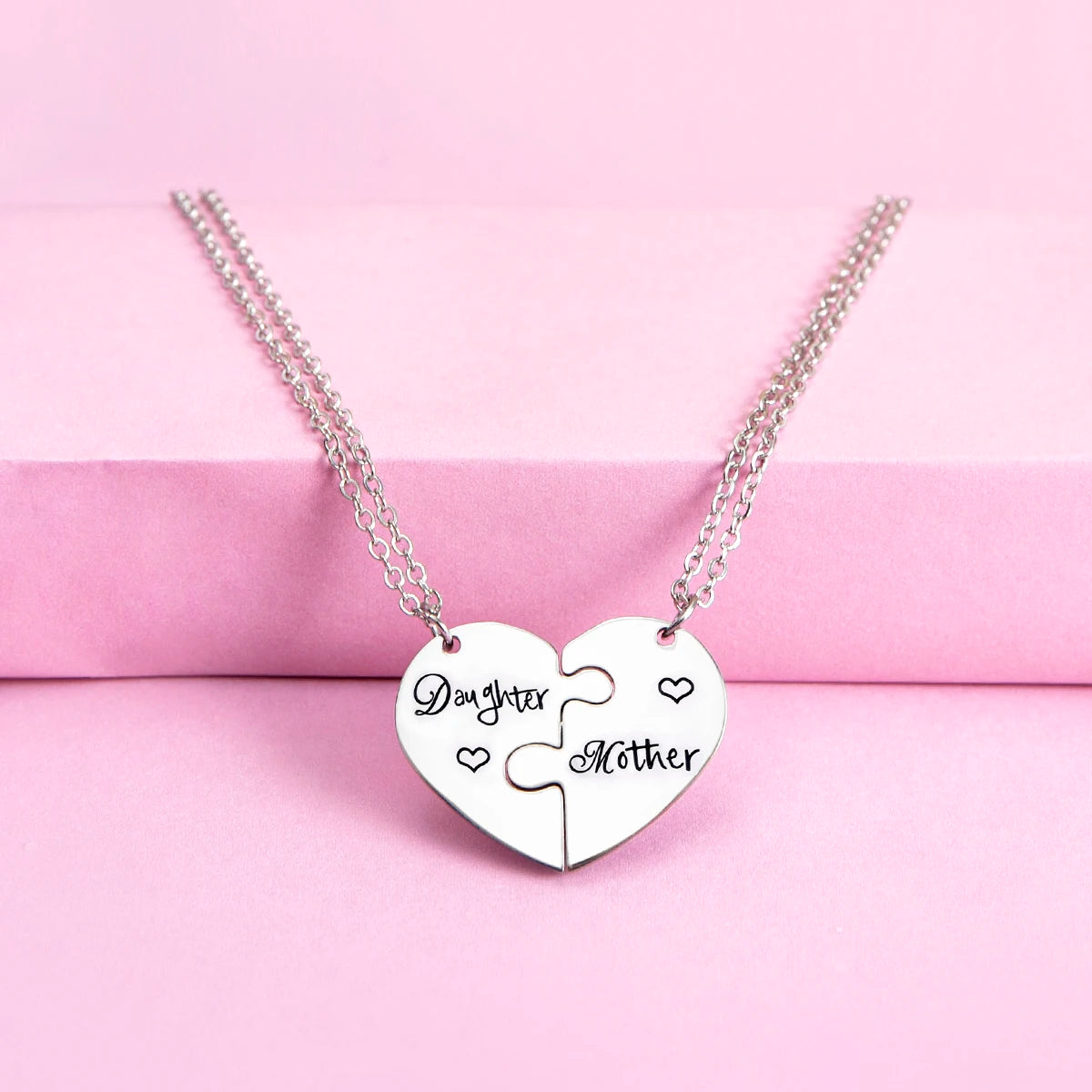 2 Pcs/Set Father Daughter Mother Son Necklace Stainless Steel Heart Puzzle Pendant Necklace Family Jewelry