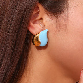 Brincos Coração Esmaltado Folheados a Ouro