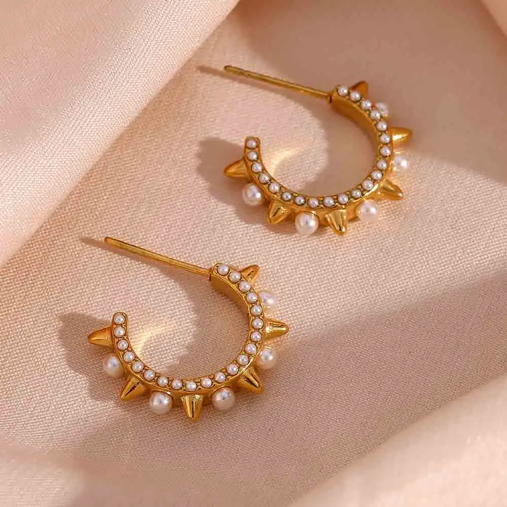 Brincos de Argola Belle com Pérolas e Zircônias