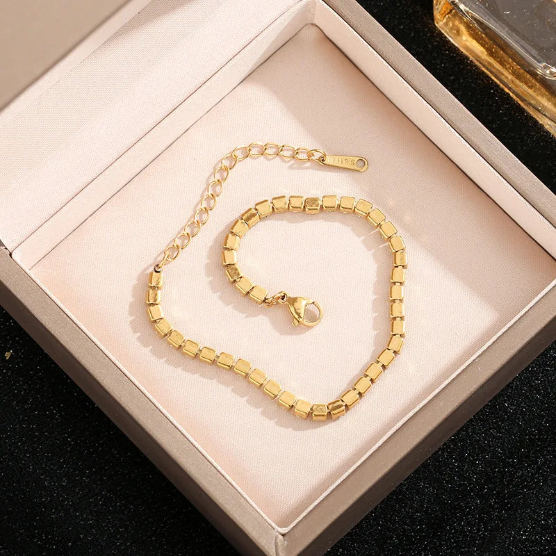 Pulseira Dourada de Zircão Brilhante - Joias Burnetts