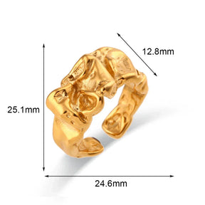 Anel Abstrato Banhado a Ouro com Design Artístico