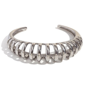 Pulseira Elegante de Aço Inoxidável com Design Ondulado
