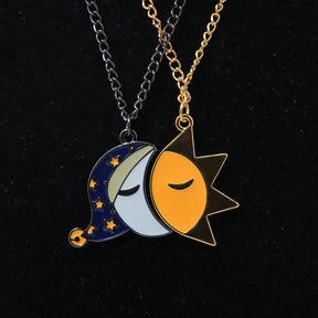 A Set Couple Sun and Moon Splicing Necklace Good Night Expression Pendant Necklace for Women Men Valentine's Day Gift