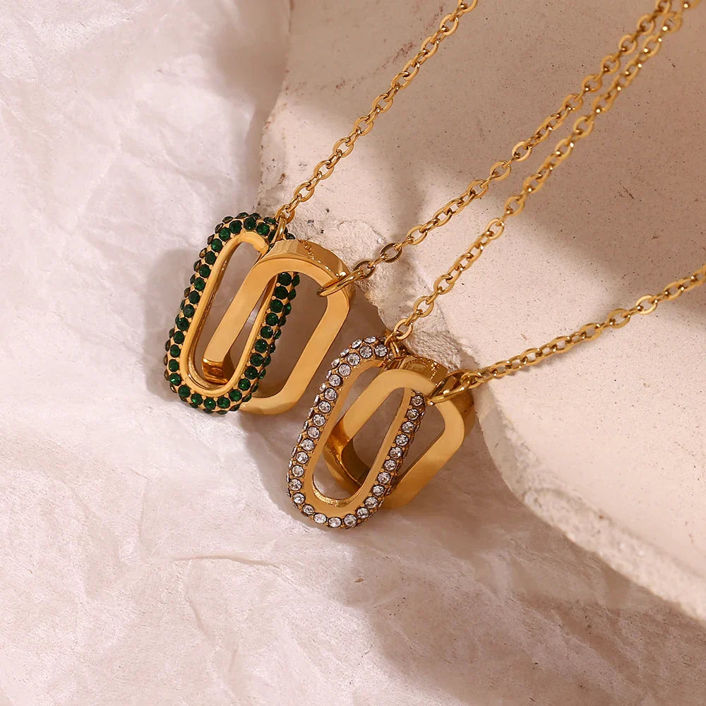 Colar Elegance com Pingente de Zircônia