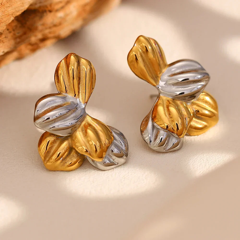Brincos Elegantes de Folhas Bicolores em Aço Inoxidável