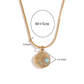 Colar Bússola com Zircônia e Céu Estrelado Banhado a Ouro