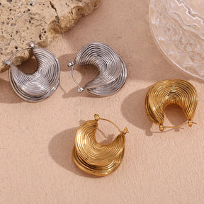 Brincos Elegance Ondulada em Aço Inoxidável