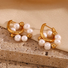 Brincos Flor Pérola U Banhados a Ouro 18K - Burnetts