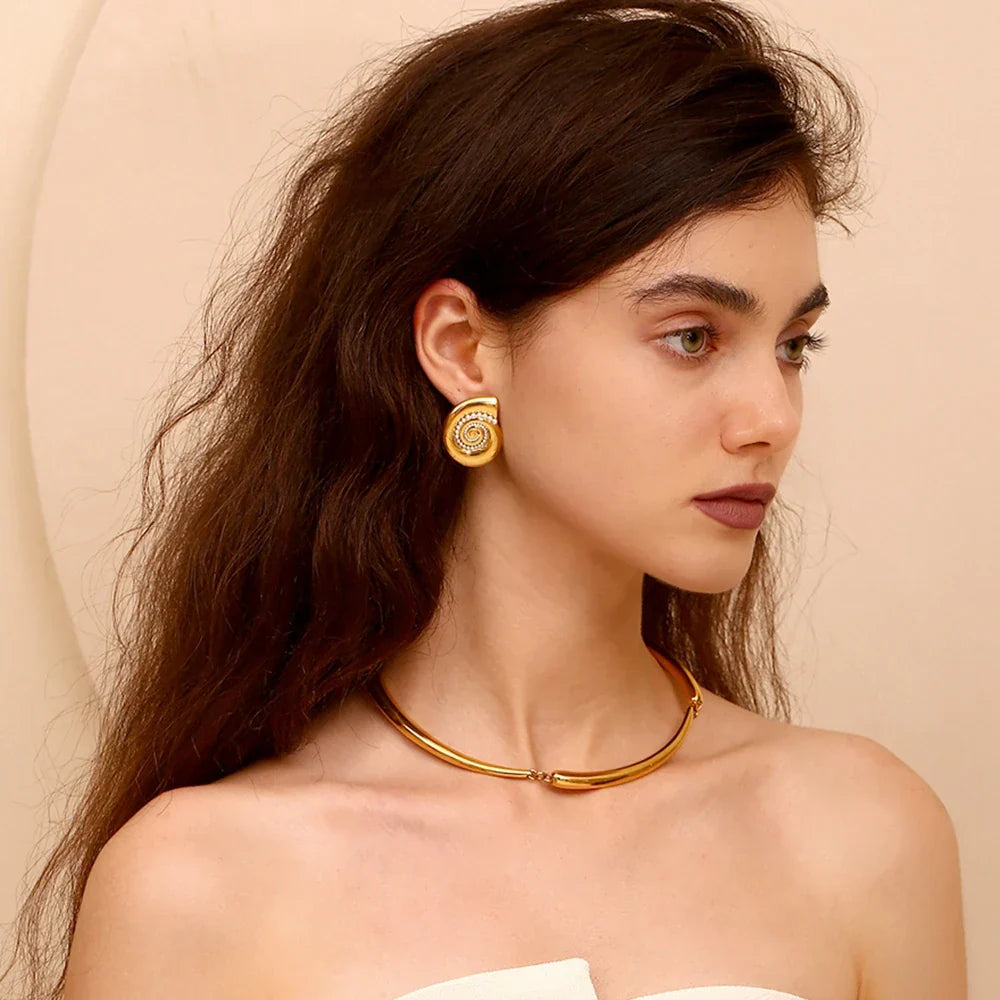 Brincos Caracol com Pérolas e Ouro 18K