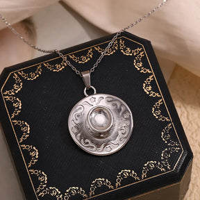 Colar Pingente Chapéu Cowboy em Aço Inoxidável 18K