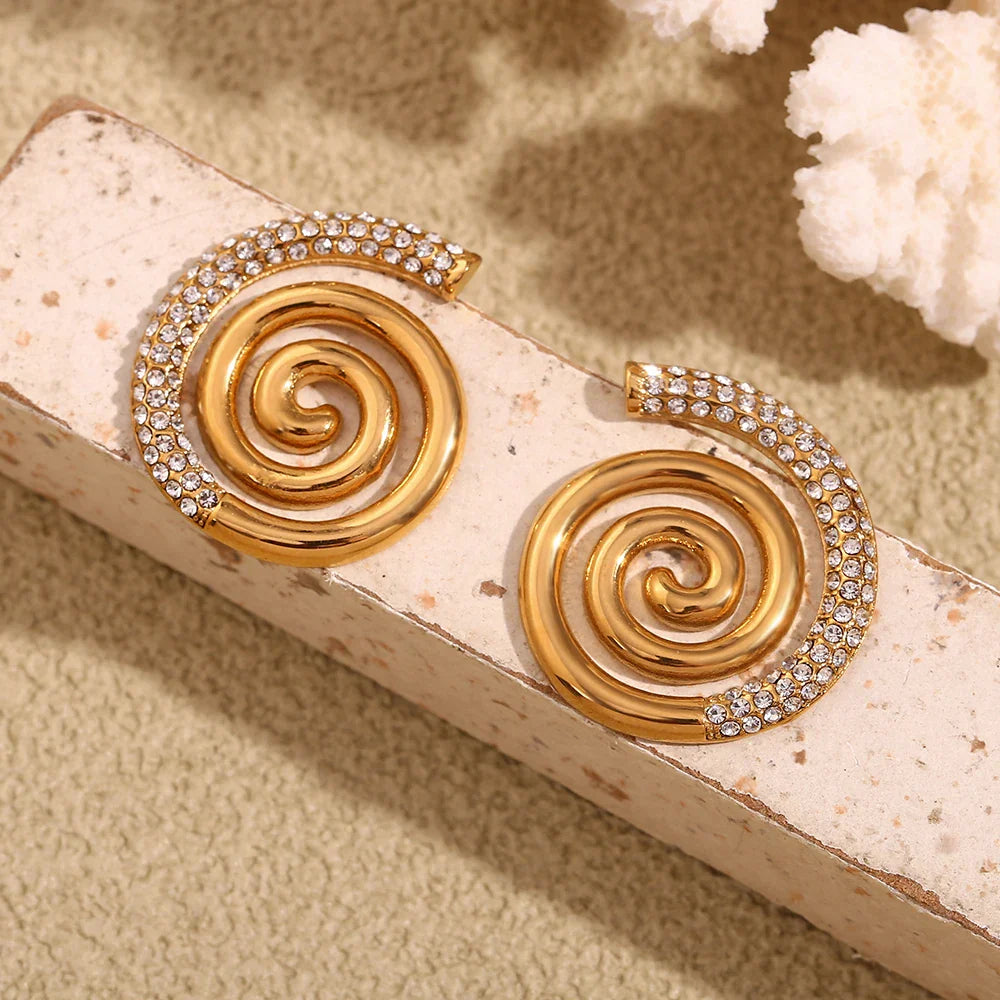 Brincos Espiral Dourados com Zircônias
