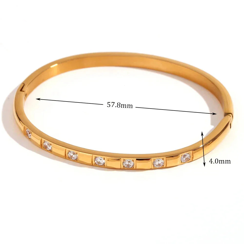 Pulseira Elegante de Ouro 18K com Zircônias