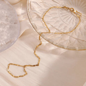 Pulseira de Dedo com Corrente de Mão Banhada a Ouro 18K