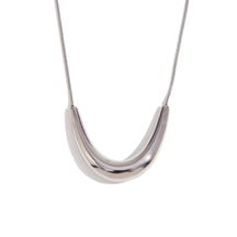 Pingente Arc Elegante Banhado a Ouro 18K