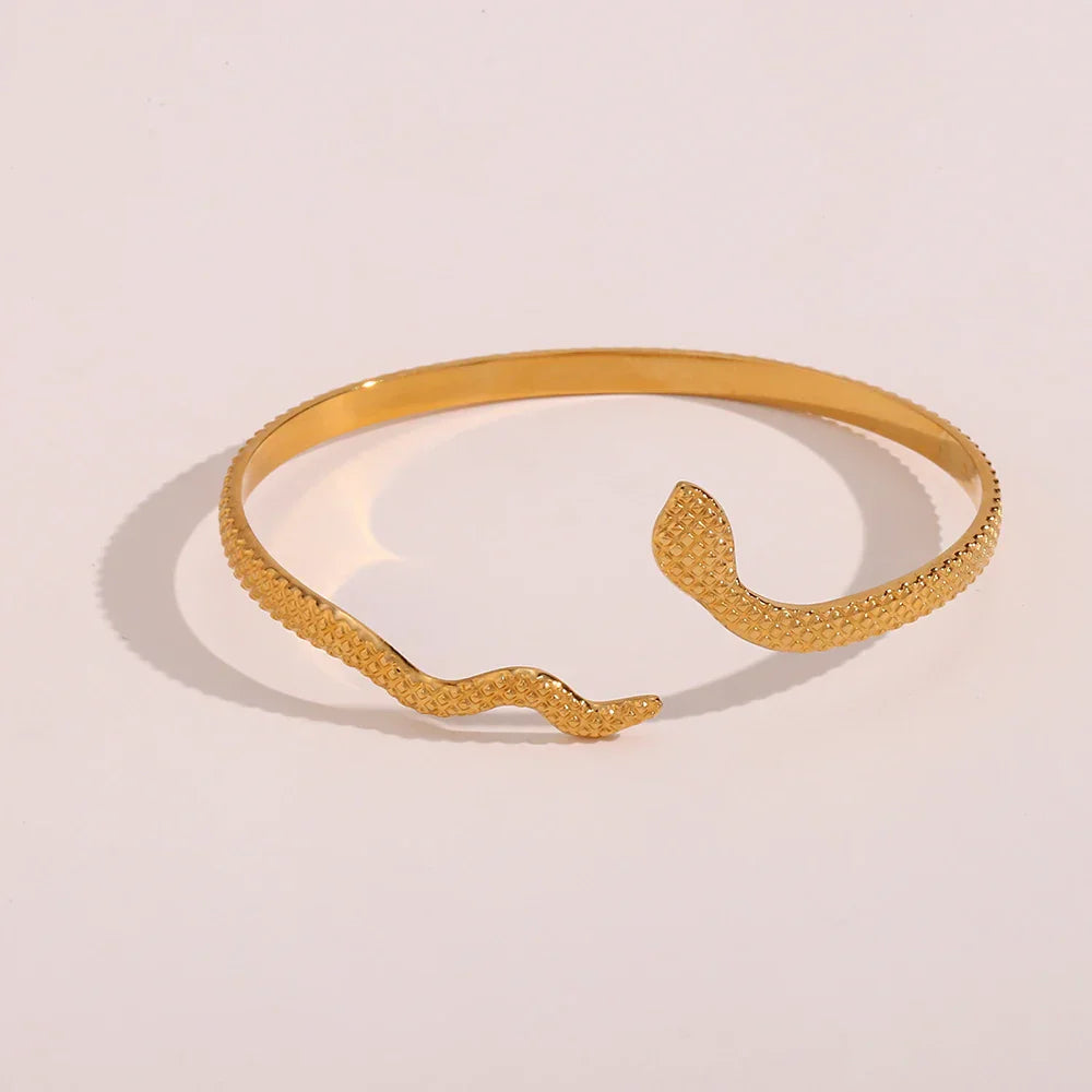 Pulseira Cobra Dourada Ajustável Burnetts