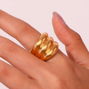 Anéis Elegantes Dourados para Mulheres