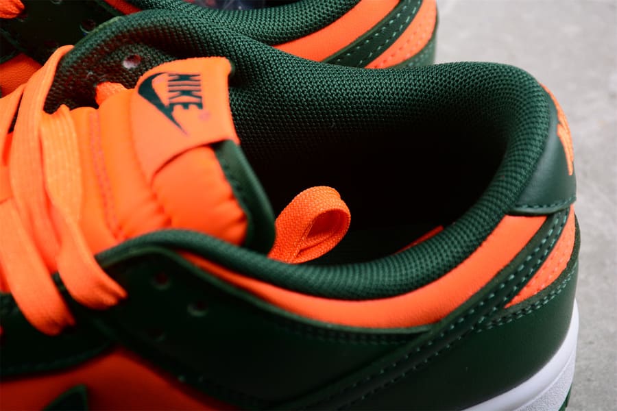 Nike Dunk Low Miami Hurricanes