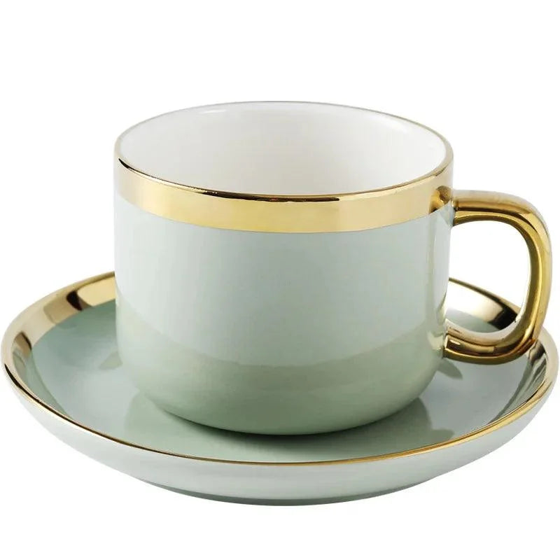Caneca de Café de Cerâmica com Pires Luxuosa