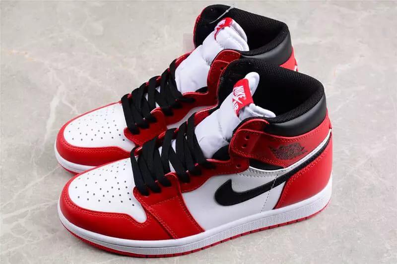 Air Jordan 1 High Chicago