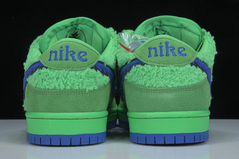 Nike SB Dunk Low Grateful Dead Bears Green