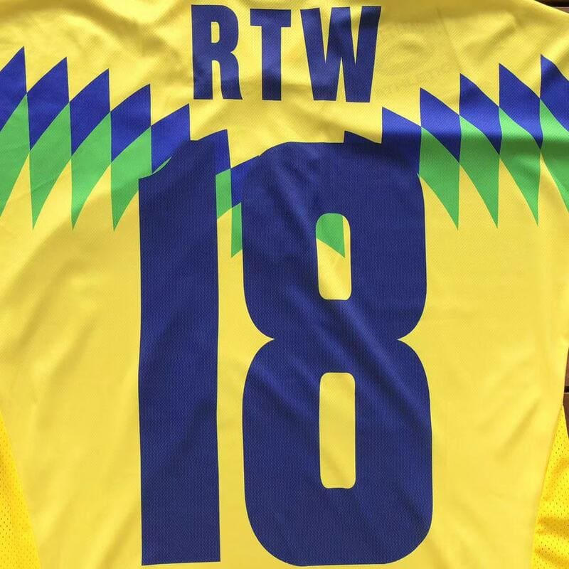 Camiseta Corteiz Futebol Brasil Amarela