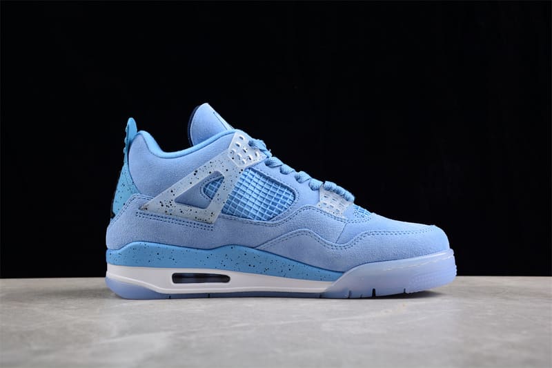 Air Jordan 4 Retro 'UNC' PE