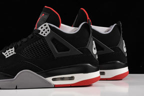 Air Jordan 4 Bred