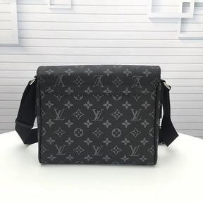 Louis Vuitton Bag Messenger District Monogram Eclipse