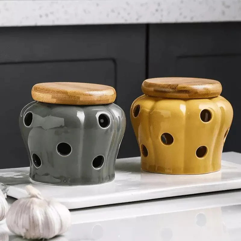 Pote de Cerâmica com Tampa de Madeira